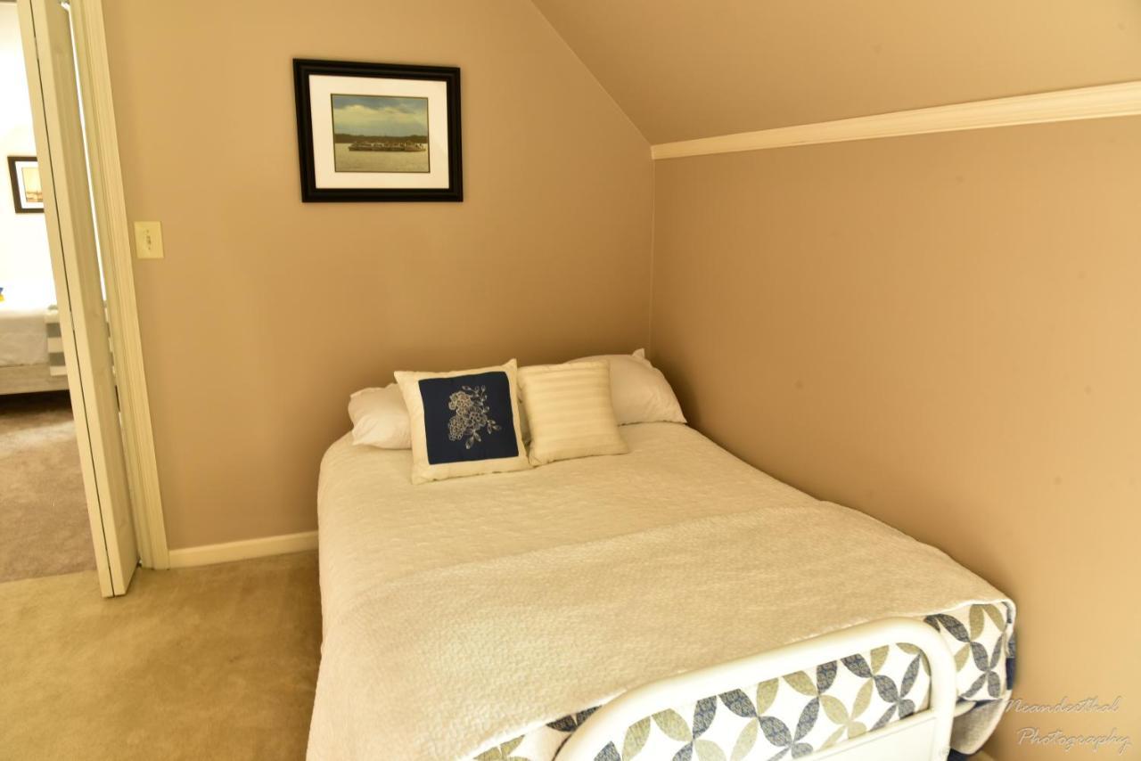 The Yellow Rose Of Talbot Bed And Breakfast イーストン エクステリア 写真