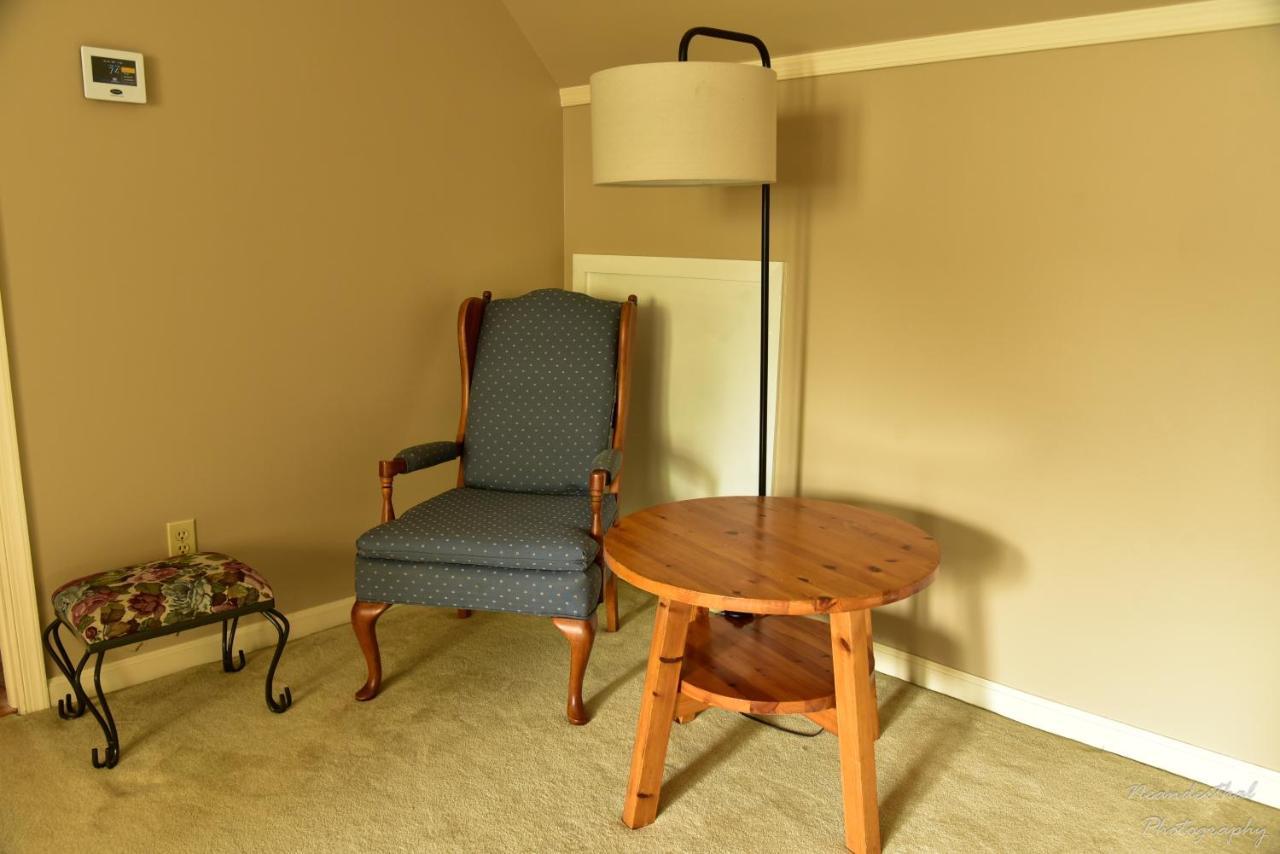 The Yellow Rose Of Talbot Bed And Breakfast イーストン エクステリア 写真